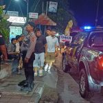 Polsek Kuta Utara Blue Light Patrol Amankan Bubaran Pengunjung Old Man Bar Canggu.