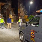 Tingkatkan Patroli Malam, Pawas Bersama Anggota Sambangi Kawasan Pura