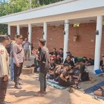 Tim Gabungan Polsek Denpasar Utara dan Satpol PP Tertibkan Puluhan Suporter Bola