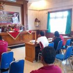 Pemasangan CCTV Menjadi Topik Kapolsek Mengwi Dalam Kegiatan Jumat Curhat di Kantor Desa Buduk