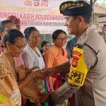 Wujud Kepedulian Kepada Para Lansia, Kapolres Badung Gelar Minggu Kasih Di Banjar Cemenggon