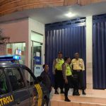 Sambangi Bank BRI, Patroli Biru Polsek Abiansemal Ajak Satpam Pro Aktif Jaga Kamtibmas