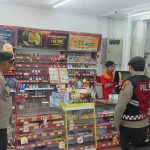 Patroli Samapta Polsek Abiansemal Sambangi Alfamart, Cegah Aksi Kejahatan Pada Toko Modern