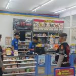 Patroli Samapta Polsek Abiansemal Laksanakan Patroli Dialogis Dengan Pengunjung & Karyawan Indomaret