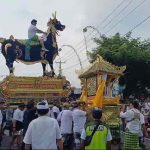 Kapolsek Mengwi Pimpin Pengamanan Pelebonan Puri Sunia