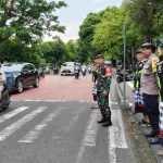 Pengamanan Pecaruan di Pura Dalem Yangbatu, Wujud Sinergi Bhabinkamtibmas, Babinsa, dan Pecalang