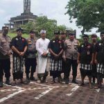 Sambang Kapolsek Kuta Selatan Perkuat Sinergi dengan Linmas dan Pecalang Desa Kutuh