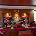 Polsek Mengwi Gelar Jumat Curhat di Kantor Desa Kuwum