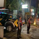 Antisipasi Gangguan Kamtibmas Polsek Kuta Utara  Patroli Jelang Subuh Di Jalan Gatsu Barat