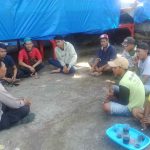 Sambangi Buruh Proyek, Bhabinkamtibmas Desa Jagapati Sampaikan Pesan Kamtibmas Jelang Nyepi & Idul Fitri