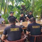 Jumat Curhat Kanit Binmas Polsek Kuta Utara Ajak Security Tugas Sesuai  SOP