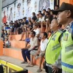 Polsek Klungkung Bersinergi dengan Bakamda Amankan Turnamen Bola Volly.