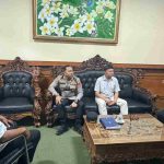 Kapolsek Kuta Selatan Sambangi Desa Adat Ungasan, Bahas Peningkatan Keamanan dan Penerangan Jalan