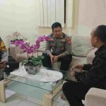 KAPOLSEK DENPASAR SELATAN LAKSANAKAN SAMBANG KE KANTOR KELURAHAN SESETAN TINGKATKAN SINERGI MENJELANG SESETAN FESTIVAL 2025