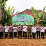 Kapolres AKBP M.Arif Ikuti Penanaman Jagung Serentak Kuartal III Secara Virtual