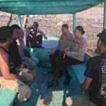 Kapolsek Benoa Sambangi Komunitas Jasa Sampan Pelabuhan Benoa