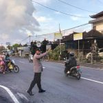 Ciptakan Kamseltibcarlantas, Polsek Abiansemal Laksanakan Gatur Pagi Secara Rutin