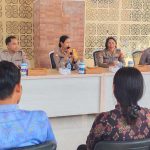 Kapolres Jembrana Gelar Jumat Curhat Bersama PHL, Bahas Soal Kebersihan hingga KDRT