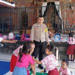Bhabinkamtibmas Nyanglan Sambang Balai Desa, Pastikan Keamanan Kegiatan Belajar Anak TK
