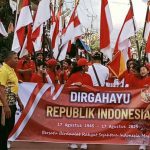 Bhabinkamtibmas Desa Kamasan Amankan Jalan Santai Siswa SD N 1 Kamasan Sambut HUT RI ke-80