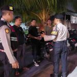 Patroli Di Jalan Pemelisan Agung  Polsek Kuta Utara Imbau Warga Sekitar Jaga Kamtibmas