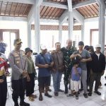 Kapolres Klungkung Pantau Langsung Pengamanan Warga Kanorayang