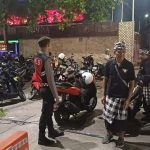 Polsek Kuta Utars Blue Light Patrol Ajak Juru Parkir Berkontribusi Jaga Kamtibmas