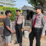 Personel Unit Pam Wisata Satpamobvit Polresta Denpasar Bersama Subdit Wisata Polda Bali Laksanakan Patroli Dialogis di Kawasan Pantai
