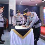 Pimpin Sertijab dan Pengantar Purna Tugas, Kadivhumas Polri Tekankan untuk Selalu Berbuat yang Terbaik