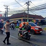 Tergelar Sepanjang Jalur, Polsek Mengwi Lancarkan Aktivitas Masyarakat di Pagi Hari