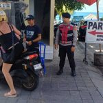 Pastikan Kunjungan Wisatawan Aman Polsek Kuta Utara Patroli Di Kawasan Wisata