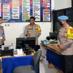 Wakapolres Klungkung Laksanakan Pengawasan Melekat pada Pelayanan Publik di Polres Klungkung