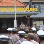 Kabag Ops Tekankan Profesionalisme Personel dalam Apel Jam Pimpinan Polres Klungkung