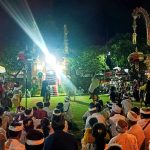 Bhabinkamtibmas Desa Takmung Bersinergi Amankan Kegiatan Ida Betara Napak Pertiwi.