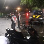 Patroli Malam, Polsek Mengwi Ciptakan Rasa Aman Kepada Masyarakat Dalam Beraktivitas