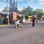 Wujudkan Kamseltibcar Lantas, Polsek Abiansemal Rutin Laksanakan Pengaturan Lalu Lintas Sore