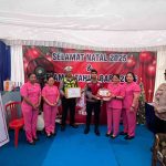 Beri Perhatian Untuk Anggota, Wakapolres Kompol Suarmawa Bagikan Bingkisan Petugas di Pos Nataru