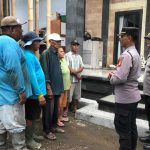 Polres Badung Dengarkan Aspirasi Buruh Bangunan Lewat Program Jumat Curhat di Desa Gulingan