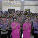 Kapolda Bali Pimpin Upacara Kenaikan Pangkat 1.261 Personel