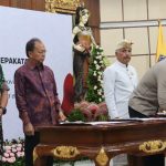 Kapolda Bali Tandatangani Perpanjangan SIPANDUBERADAT, Perkuat Keamanan Berbasis Desa Adat