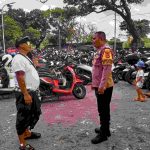 Bhabinkamtibmas Tibubeneng Ajak Pengelola Pantai Perancak Tingkatkan Keamanan