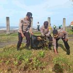 Polsek Mengwi Laksanakan Gerakan Bersih-Bersih Pantai, Wujud Kepedulian Terhadap Lingkungan