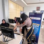 Satpas SIM Polresta Denpasar Tingkatkan Pelayanan Prima: Personel Sigap Layani Masyarakat di Zona Pelayanan