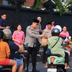 Polres Klungkung Berbagi Takjil di Bulan Ramadhan 1447 H