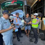 Sat Lantas Polresta Denpasar Gelar Ramp Check Bus Antar Provinsi Jelang Idul Fitri