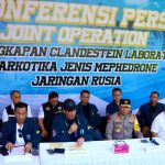 Wakapolda Bali Hadiri Konferensi Pers Pengungkapan Clandestine Lab Narkotika Jenis Mephedrone Jaringan Internasional