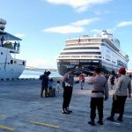Pengamanan Kedatangan KM Binaiya di Pelabuhan Benoa Berjalan Aman, Penumpang Steril dari Barang Terlarang