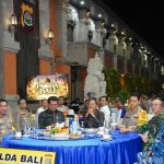 Kapolda Bali Pantau Sitkamtibmas Malam Takbiran, Ikuti Zoom Meeting Nasional Dipimpin Kapolri