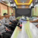 Kapolsek Mengwi Jalin Komunikasi dan Koordinasi dengan Perbekel Desa Kekeran, Wujudkan Kamtibmas Aman dan Kondusif