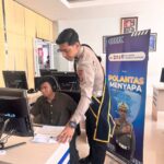 Polantas Menyapa: Sentuhan Humanis Satlantas Polresta Denpasar untuk Pelayanan Prima